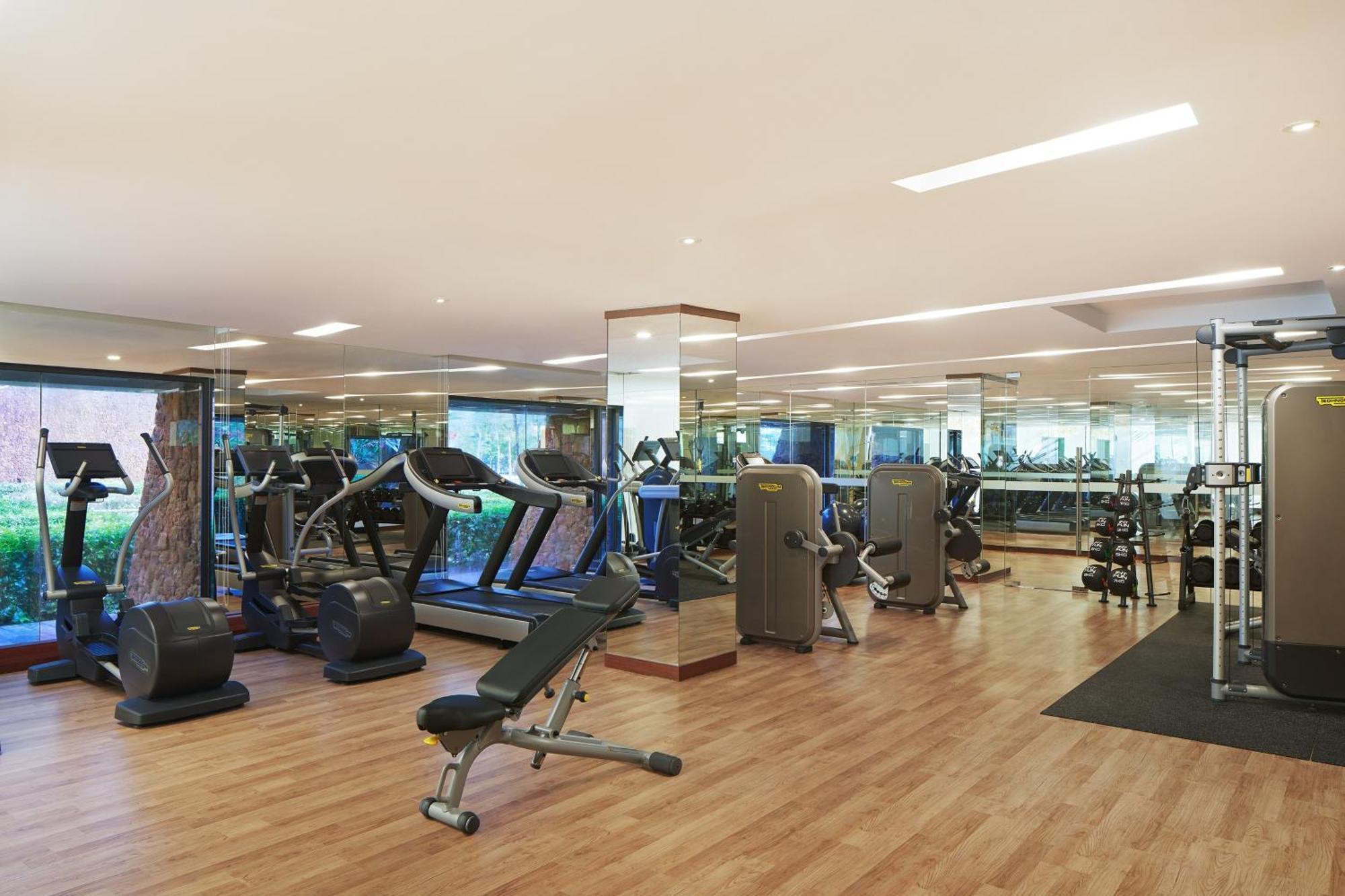 The Westin Coast 5*
